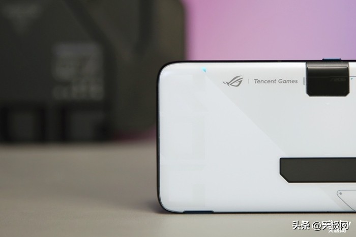 rog游戏手机7和7pro有什么区别,rog7pro游戏手机测评