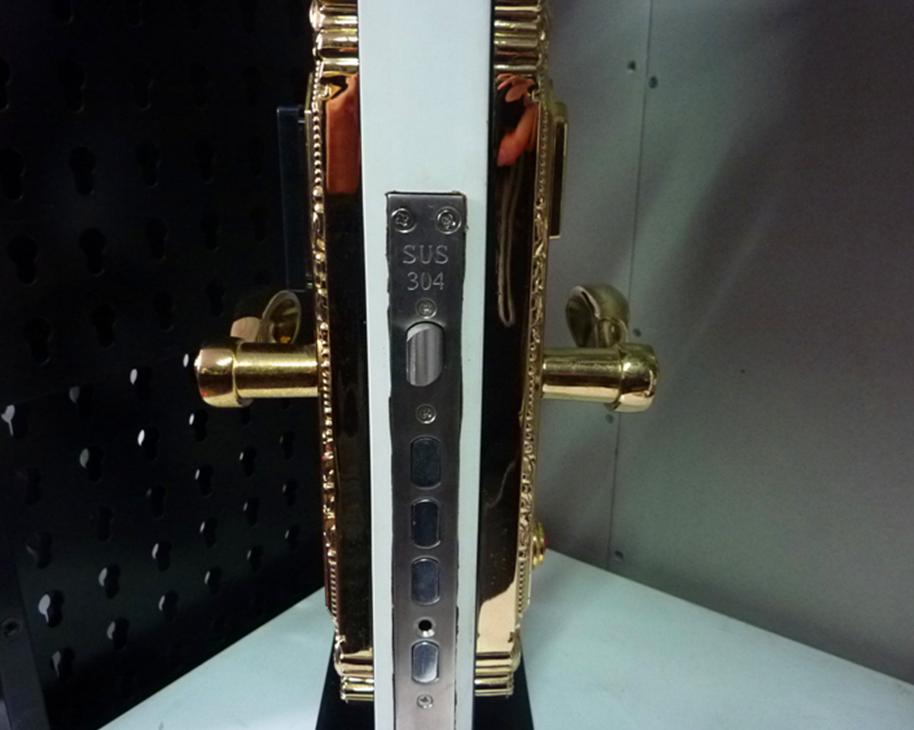 指纹锁安全还是开锁的安全,门锁指纹锁与钥匙哪个更安全