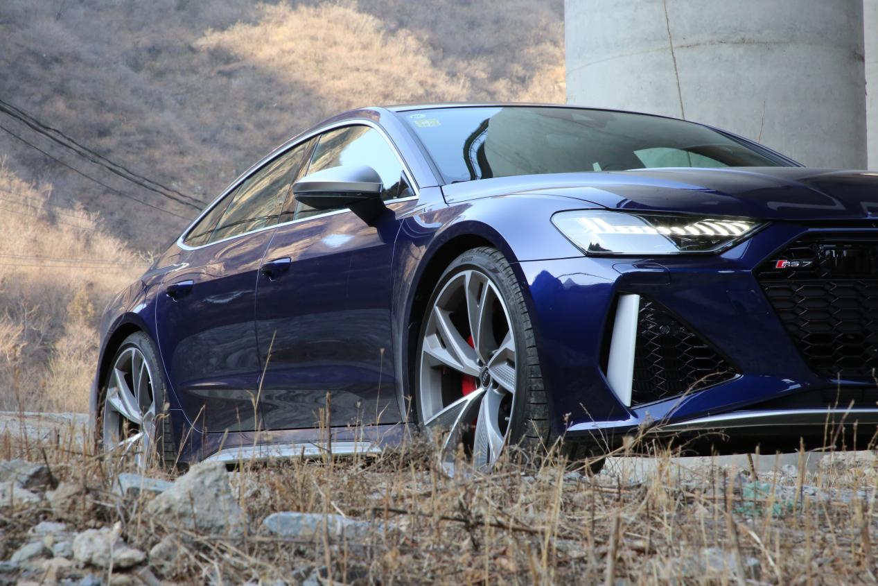 奥迪rs7高端大气是成功男士的首选,新款奥迪rs7sportback