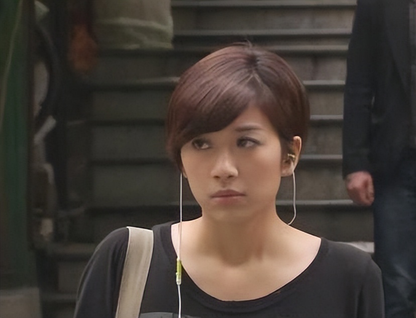 15位惊艳了时光的女港星,陪伴我们长大的12位女港星