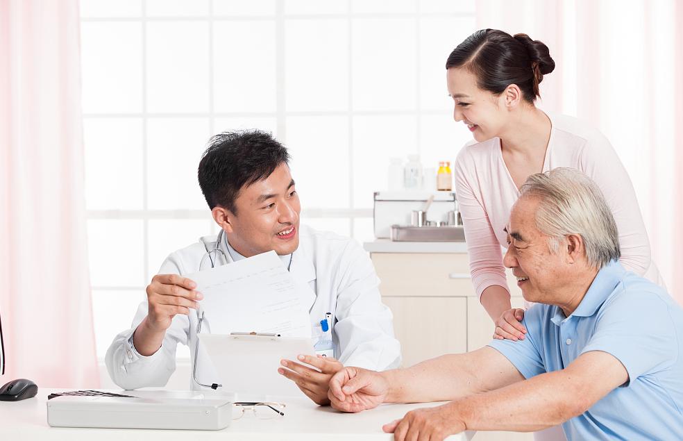 体检一般检查哪些项目中老年女性,中老年人体检要做哪几项检查