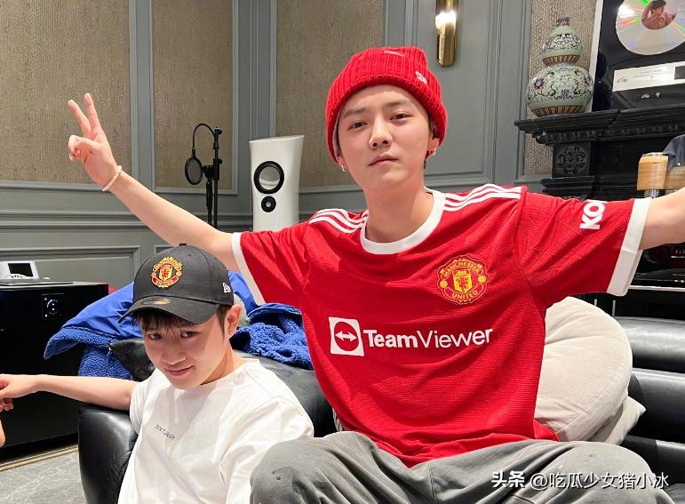 鹿晗外套被粉丝调侃,鹿晗1500块外套