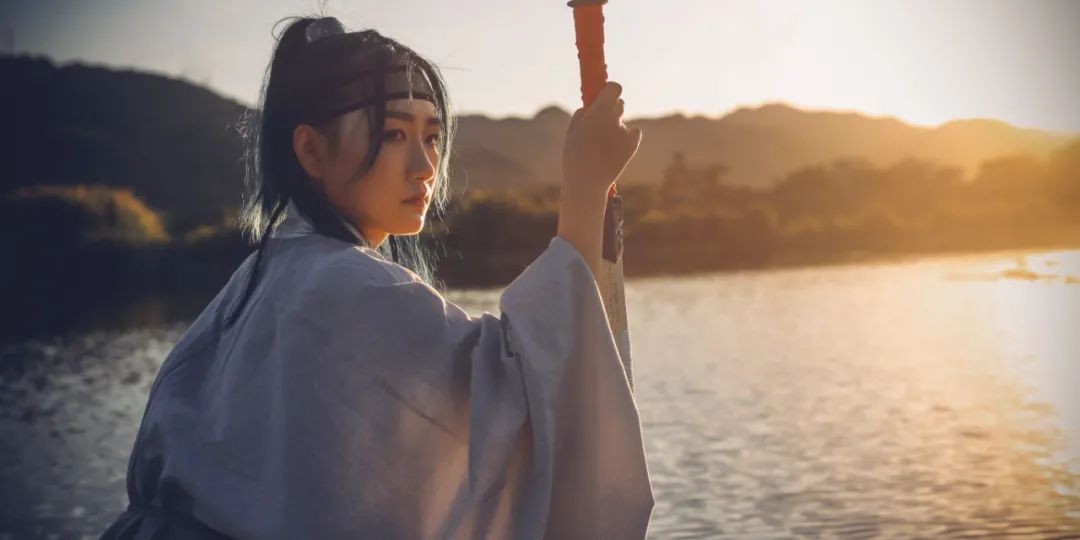 诗词正能量语录励志,十首励志诗词不负青春不负自己