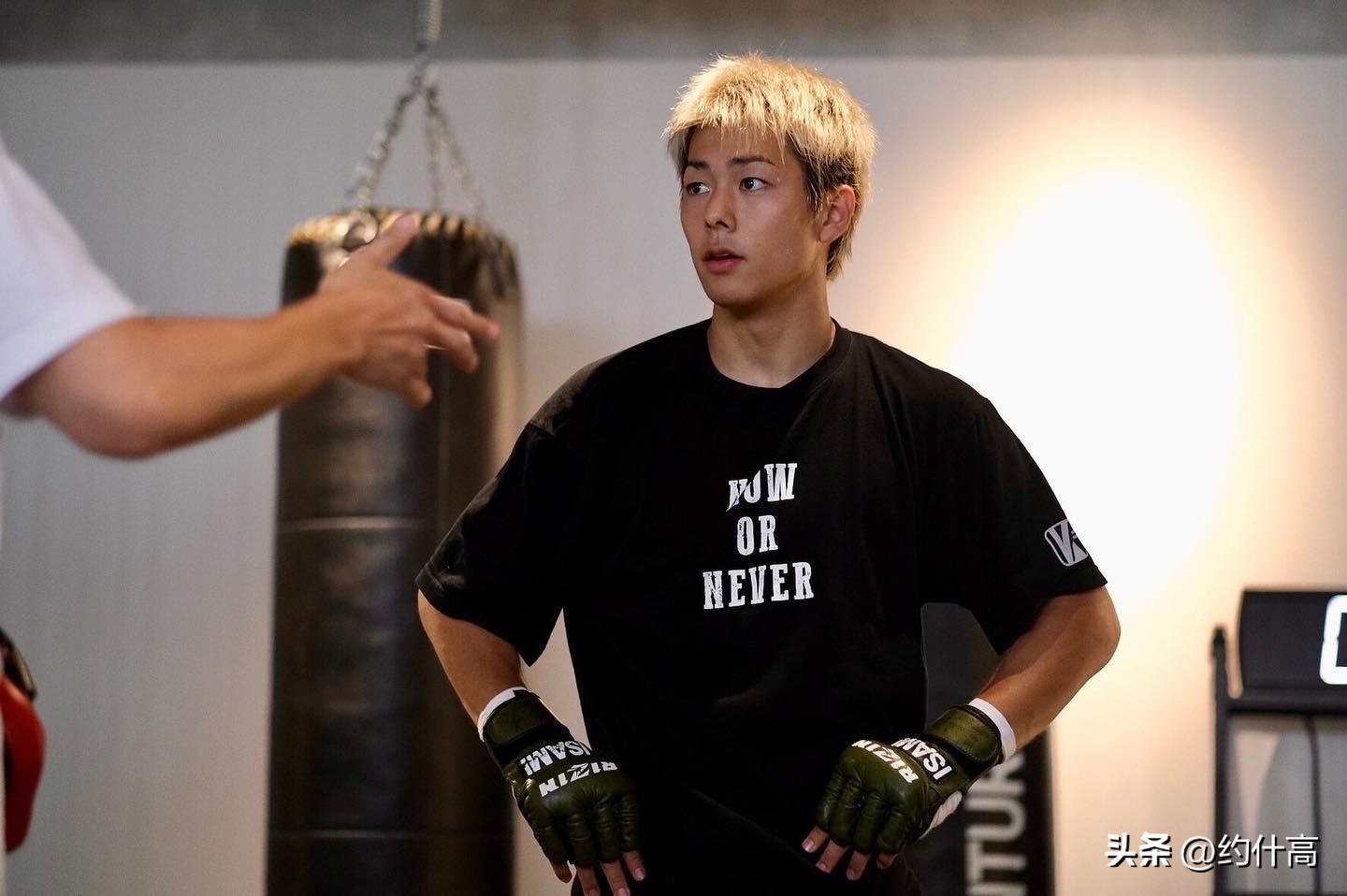 三浦孝太被美国拳王暴打,播求三浦孝太比赛视频
