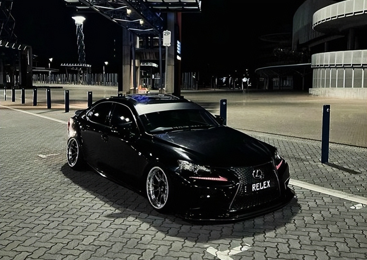 雷克萨斯Is改装姿态,雷克萨斯is改装低趴气势逼人