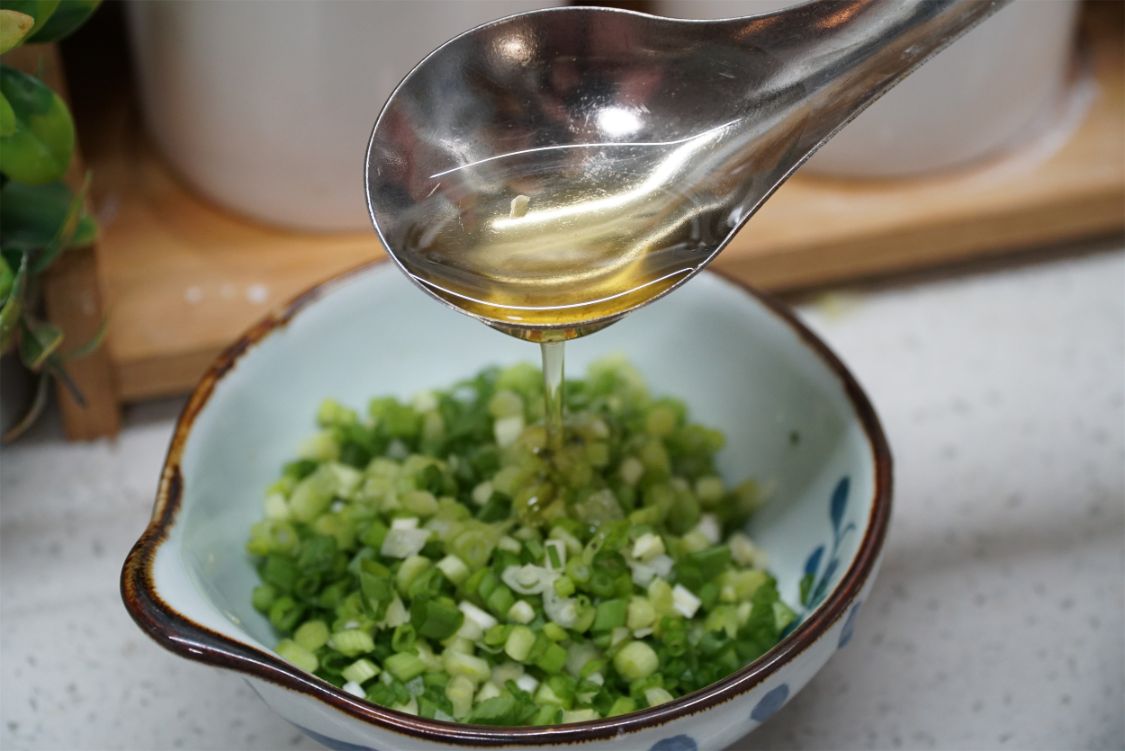 包饺子记住二放二不放,包饺子每个放多少肉合适