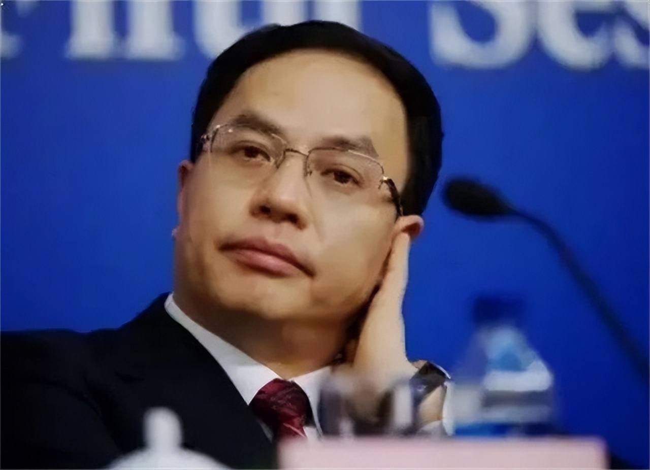 中国首富负债245亿,昔日首富成老赖资产甩卖无人问津