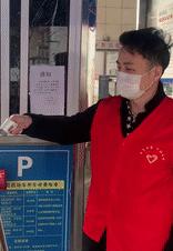 “毛难弄”的阿姨遇到这个小伙子也很客气......年轻人该有的样子！②