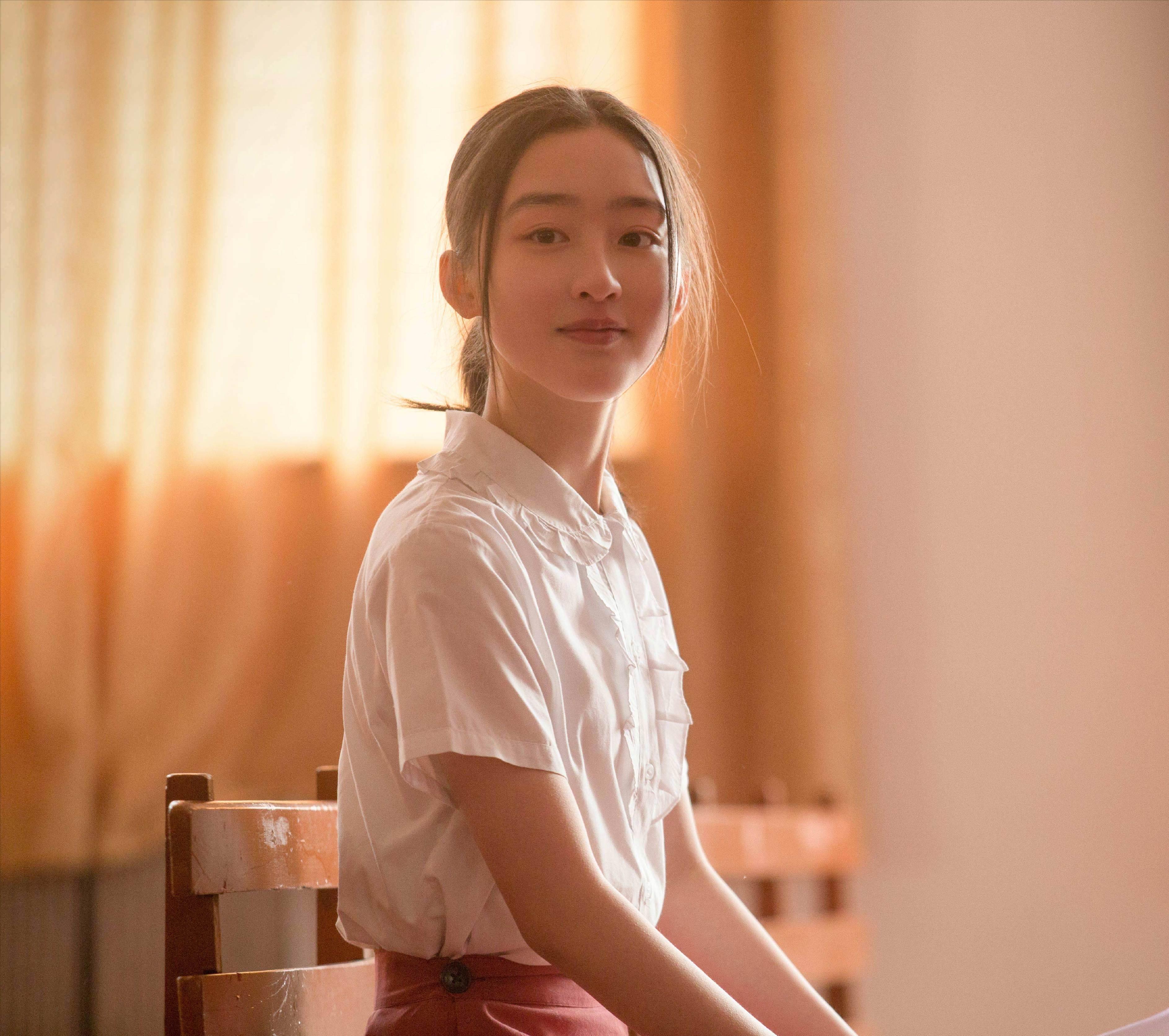 若能把胡歌从神坛上拉下来，那必然是极好的