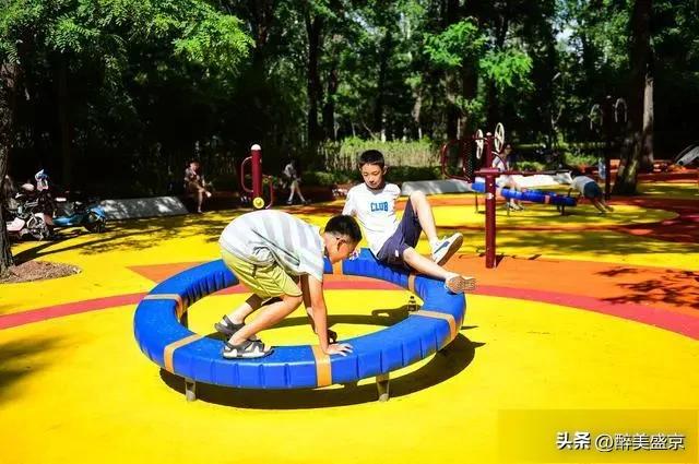 沈阳劳动公园曝光不文明行为,城管整治沈阳劳动公园