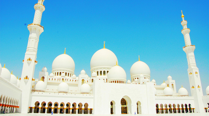 曾是美国铁哥们的沙特，为何撇开美国，反倒斥巨资向中国求购*器武**