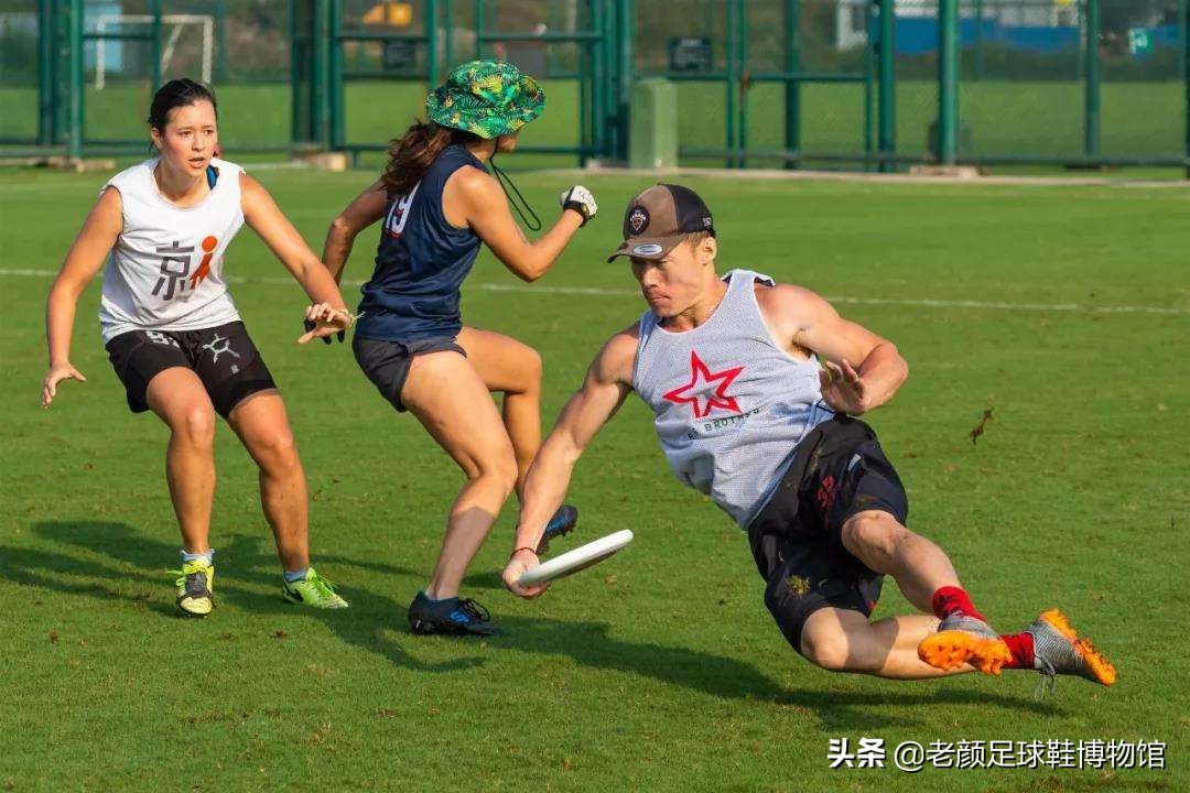 中国足球野球现状,中国足球职业球员踢野球