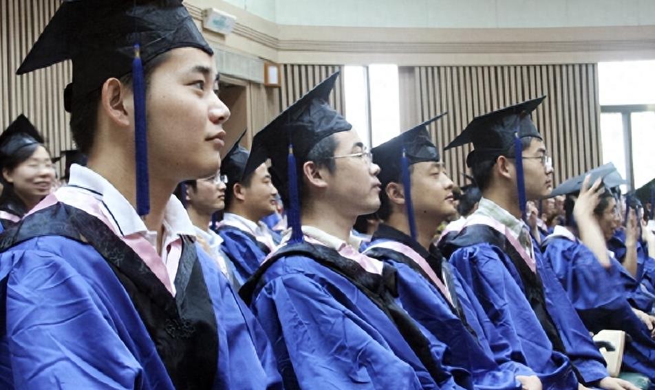 30名研究生放弃百万年薪,30个研究生放弃百万年薪去当和尚