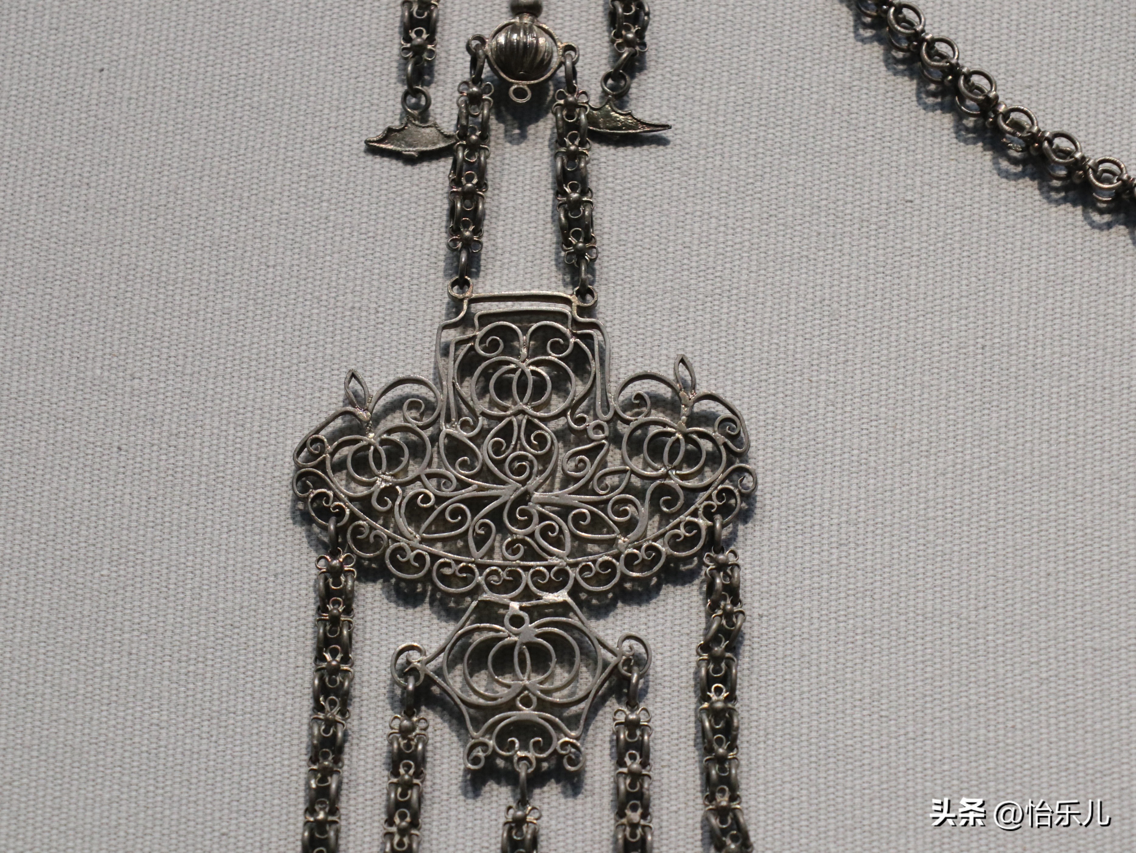 云南最著名的银饰,云南银饰元素