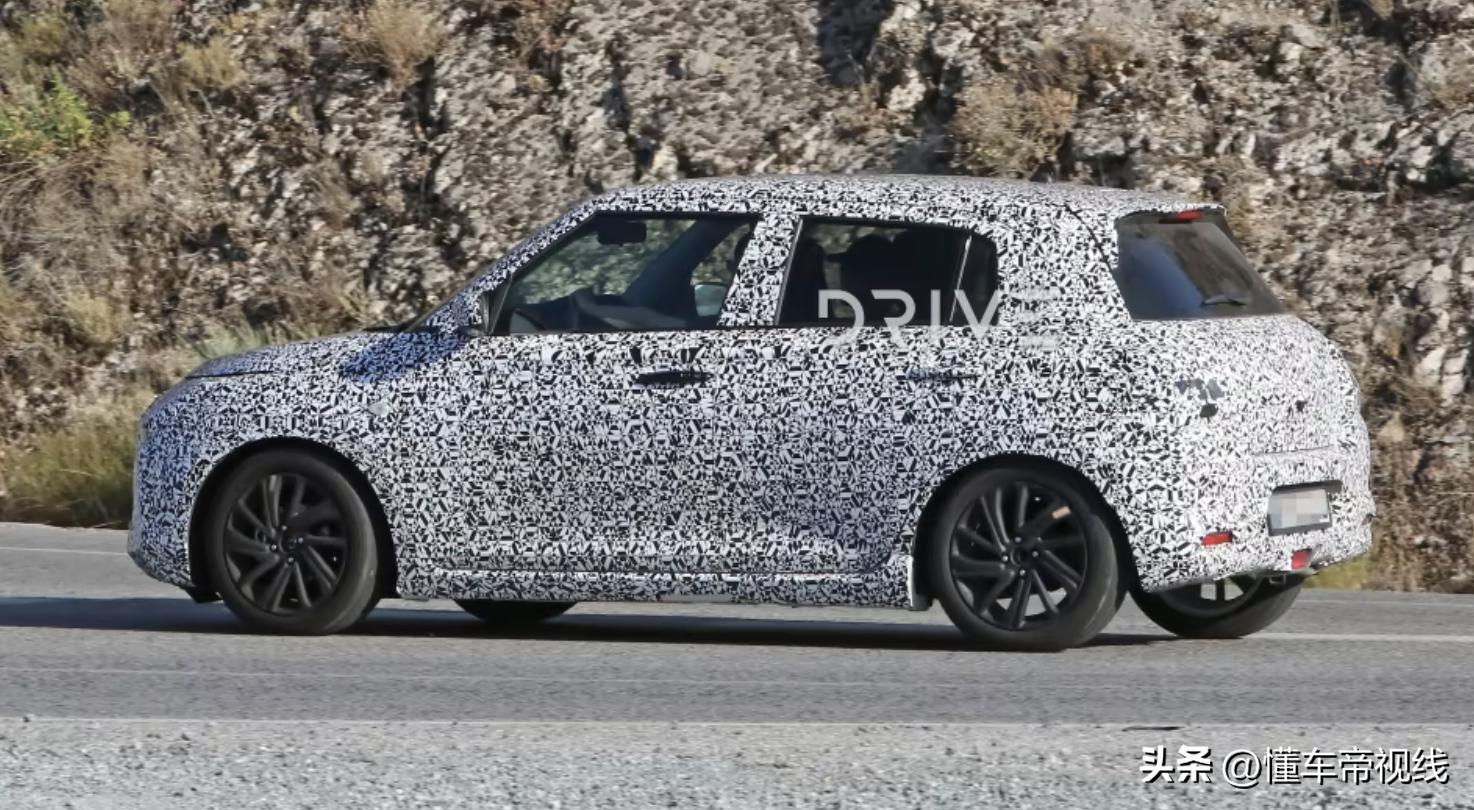 新车|“雨燕”接班人，可选1.4T轻混动力，曝全新铃木速翼特谍照