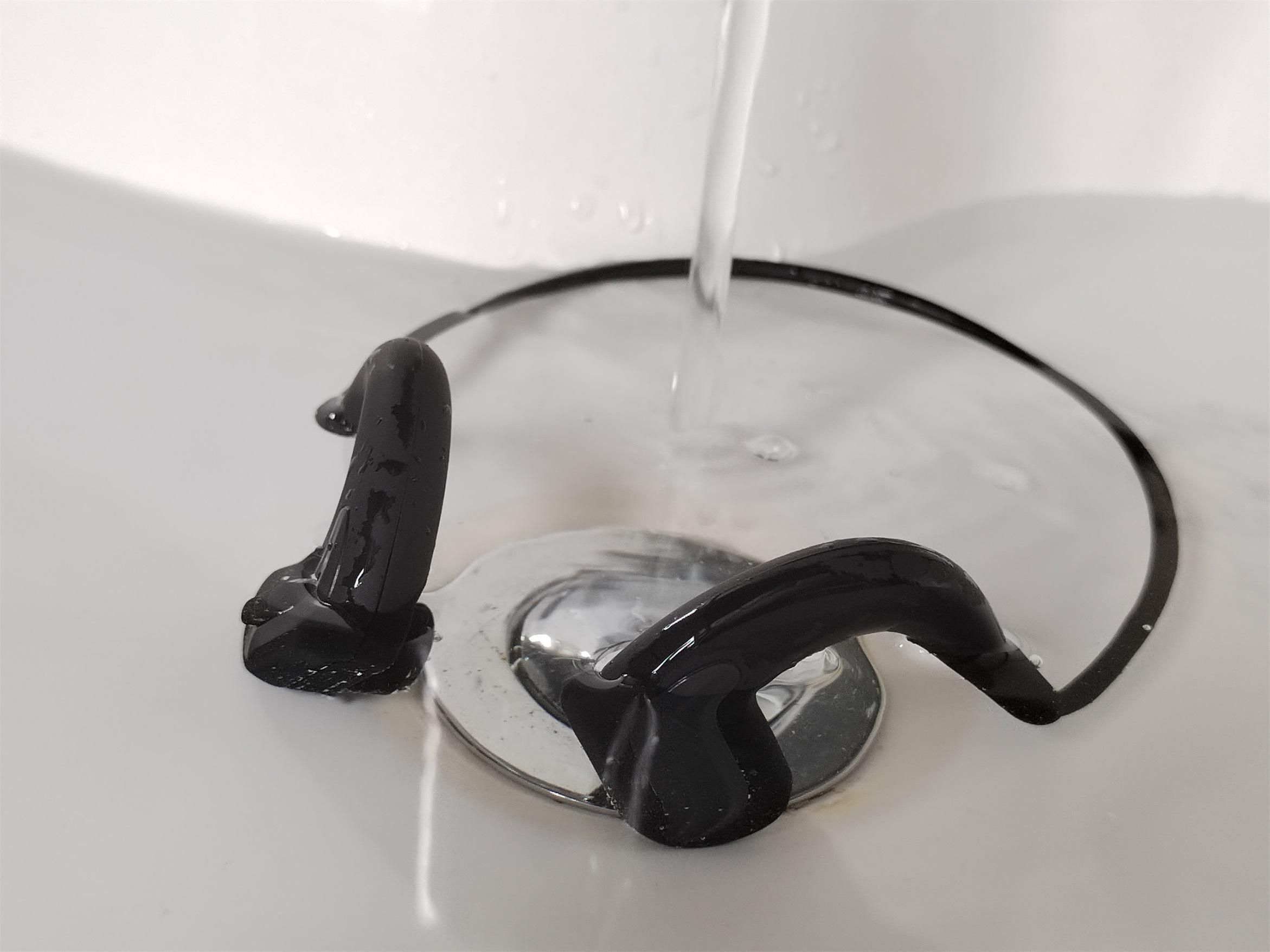 穿越音乐海洋，感受清新自然-咏远Y9骨传导运动（游泳）耳机