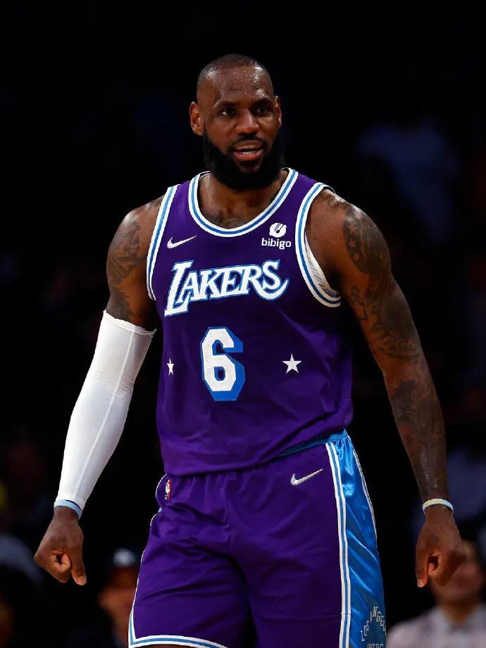 詹姆斯续约湖人的2大条件曝光,最新消息詹姆斯已与湖人完成续约