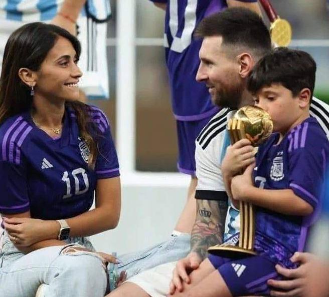 球王梅西有多专情,球王梅西的故事