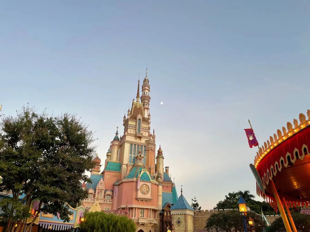 连续7年“见红”的香港迪士尼，请你挺住