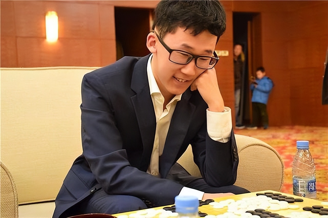 中韩大战国足打平即晋级,中韩对抗赛被完胜