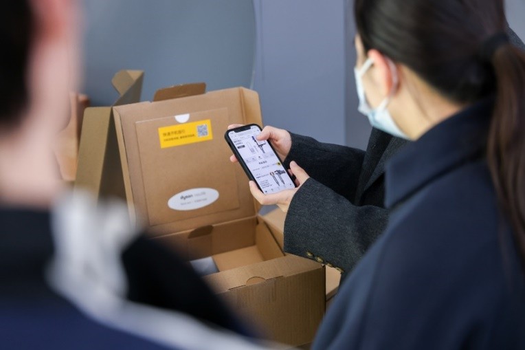 戴森吸尘器扫拖洗地一体怎么用,戴森新品V12洗地吸尘器