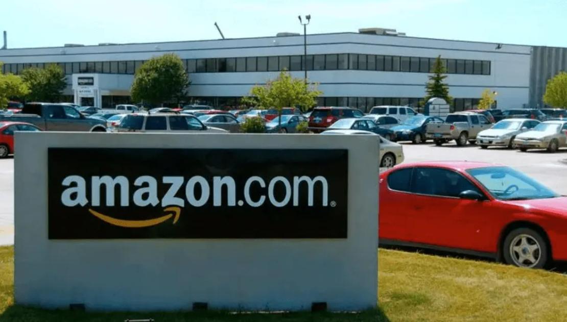 中企账号遭美方支付巨头冻结？上亿资金被悄悄划走，发生了什么？