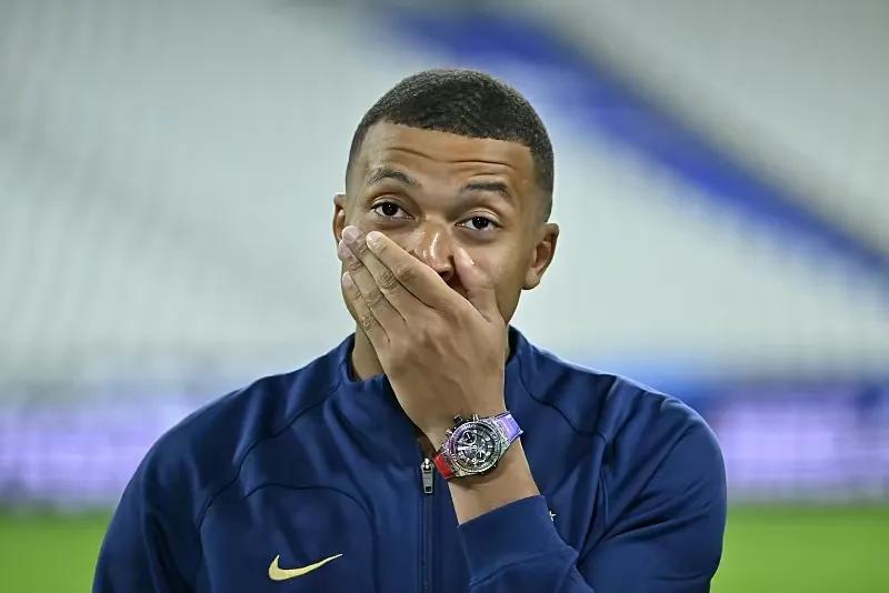 梅西薪水nba,足坛顶级梅西