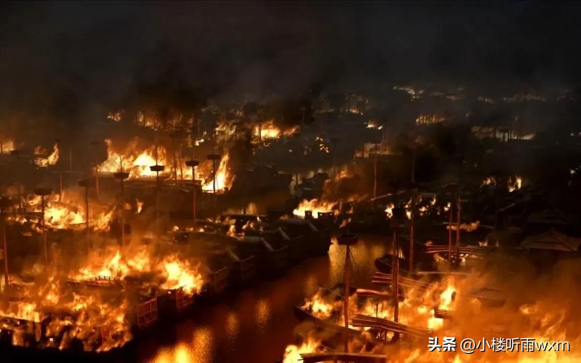 美已开始“火烧赤壁”？美银行为度难关11家用“铁索”绑定