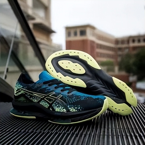 跑鞋世界亚瑟士十佳跑鞋,亚洲版型的鞋