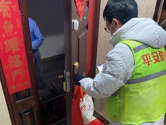 疫情农村大喇叭硬核喊话 (农村疫情防控工作措施硬核)