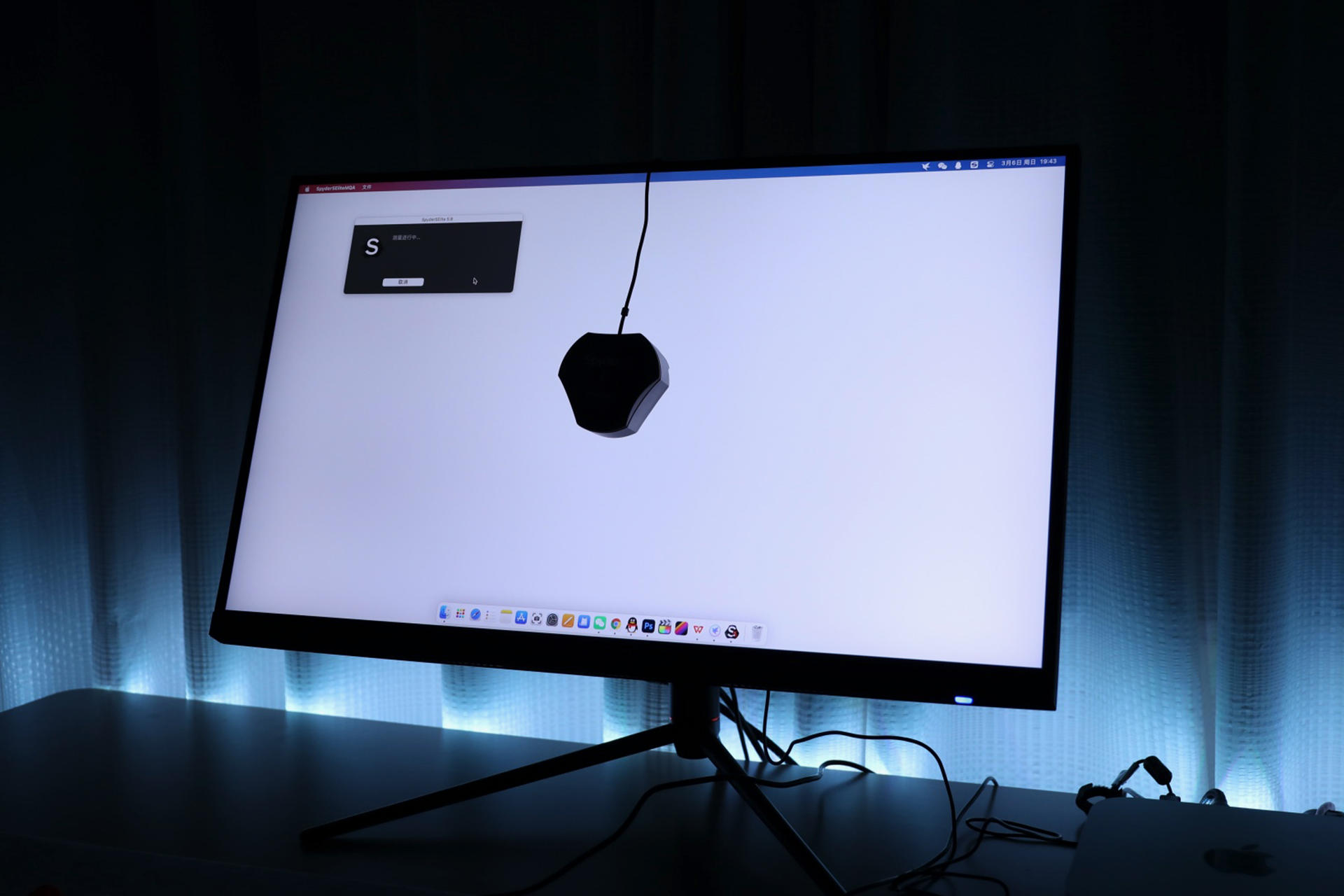 显示器校色以后偏灰怎么办,显示器颜色过于饱和需要校色吗