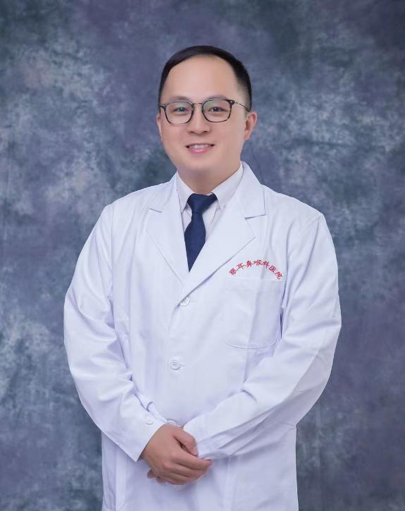 刷手机眼睛越看越模糊,看手机眼睛干涩用什么眼药水