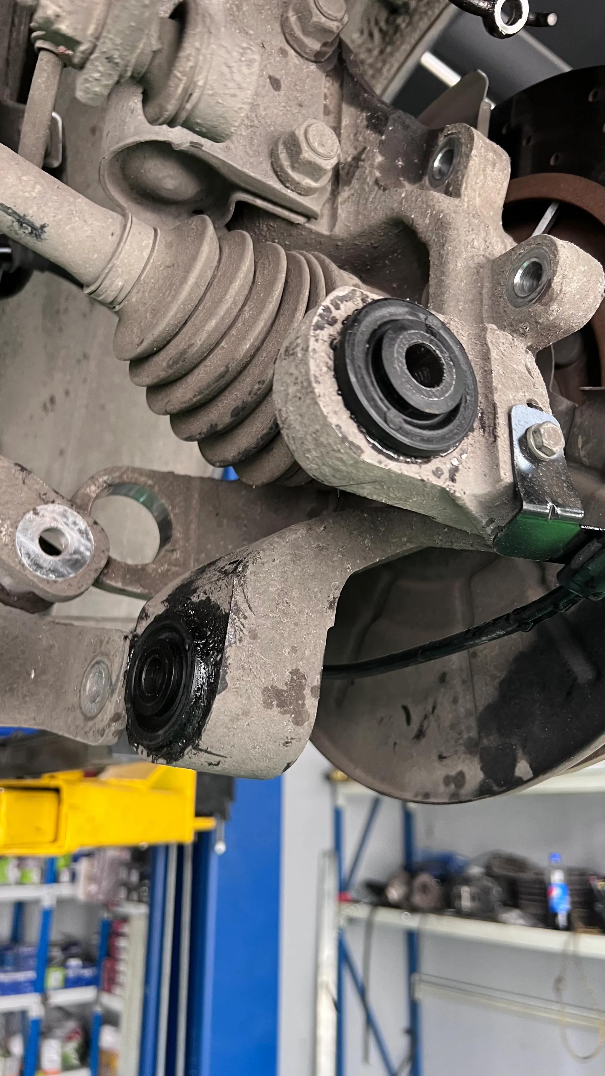 19款唐EV更换FSD减震+寸套使用感受