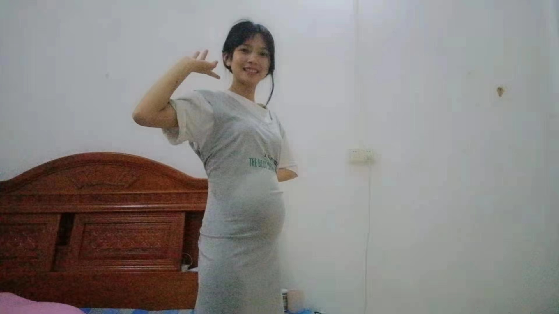 贵州农村小伙娶了个漂亮老婆,贵州农村小伙娶外国媳妇视频