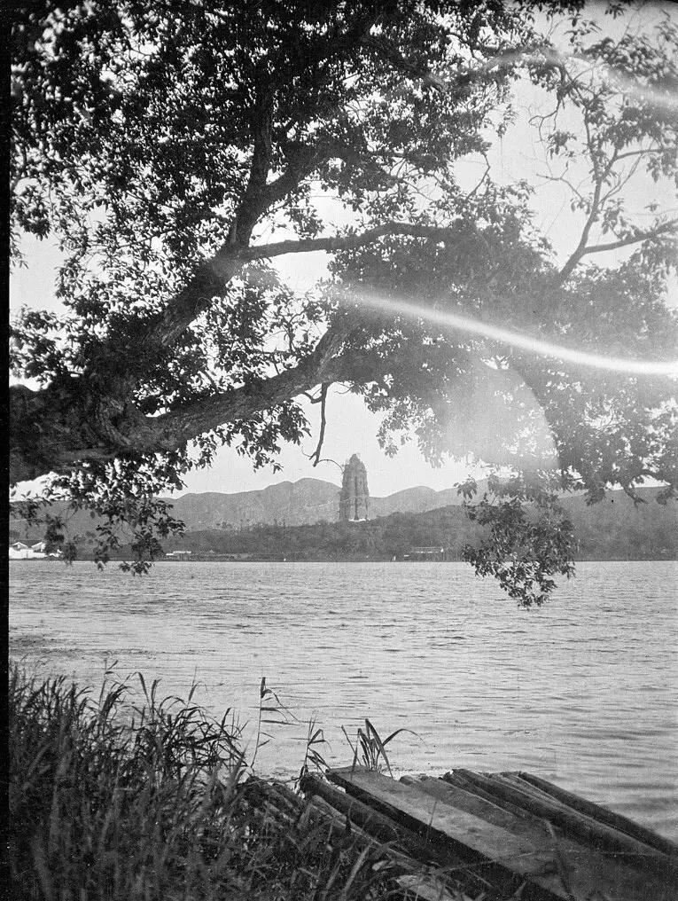 30张日本大*杀屠**罪行照片，日军闯入民宅祸害妇女，这就是罪证