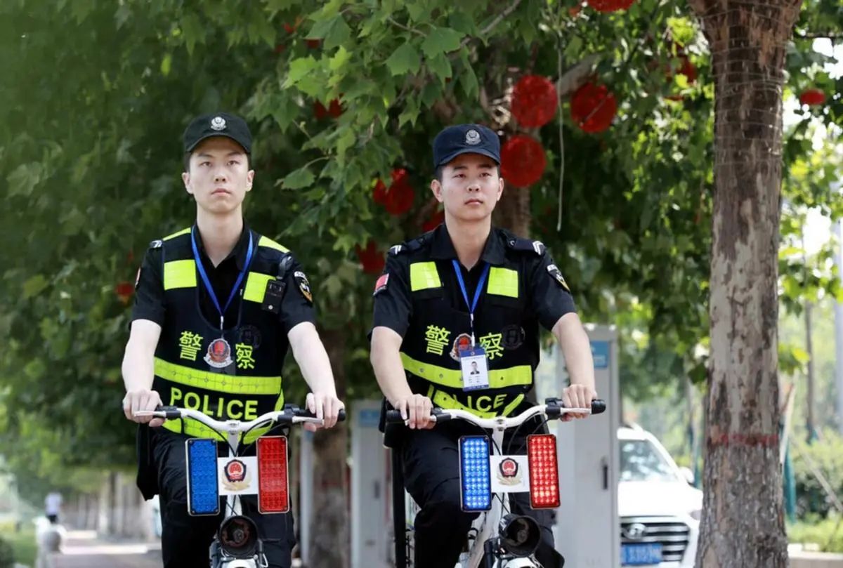 协警和辅警的区别工资待遇相同吗,辅警和民警是天壤之别