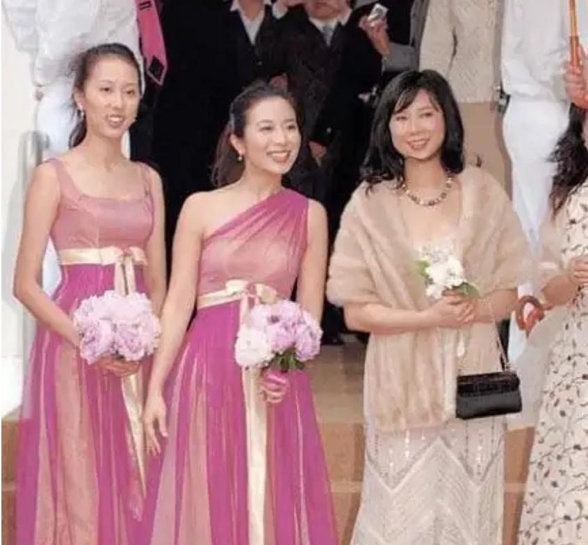 豪门儿媳生了三儿,豪门儿媳怀了四胞胎