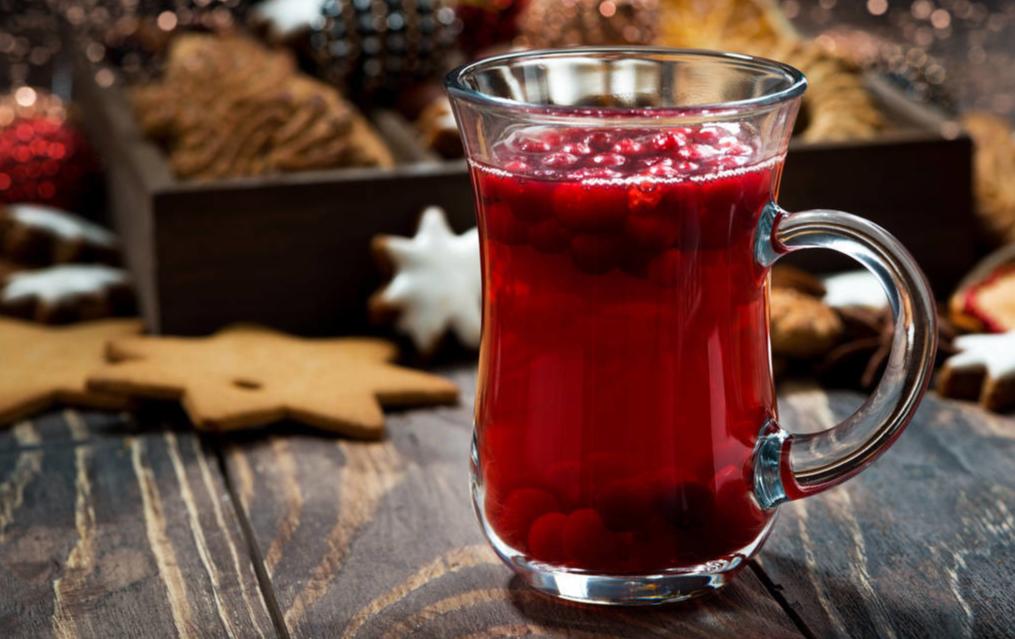 老板给员工喝自制的“桑葚酒”，反被说成“毒酒”？老板：我好冤