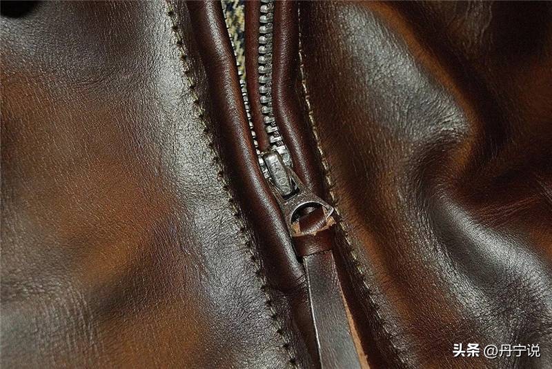 你价格不菲的皮革夹克买贵了吗？看看常见六种皮革大比拼