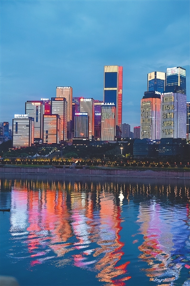 提振消费信心强力释放需求,优化消费环境提振消费信心