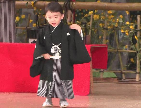 日本从小帅到大的男生藤间斋,藤间斋到底有多可爱