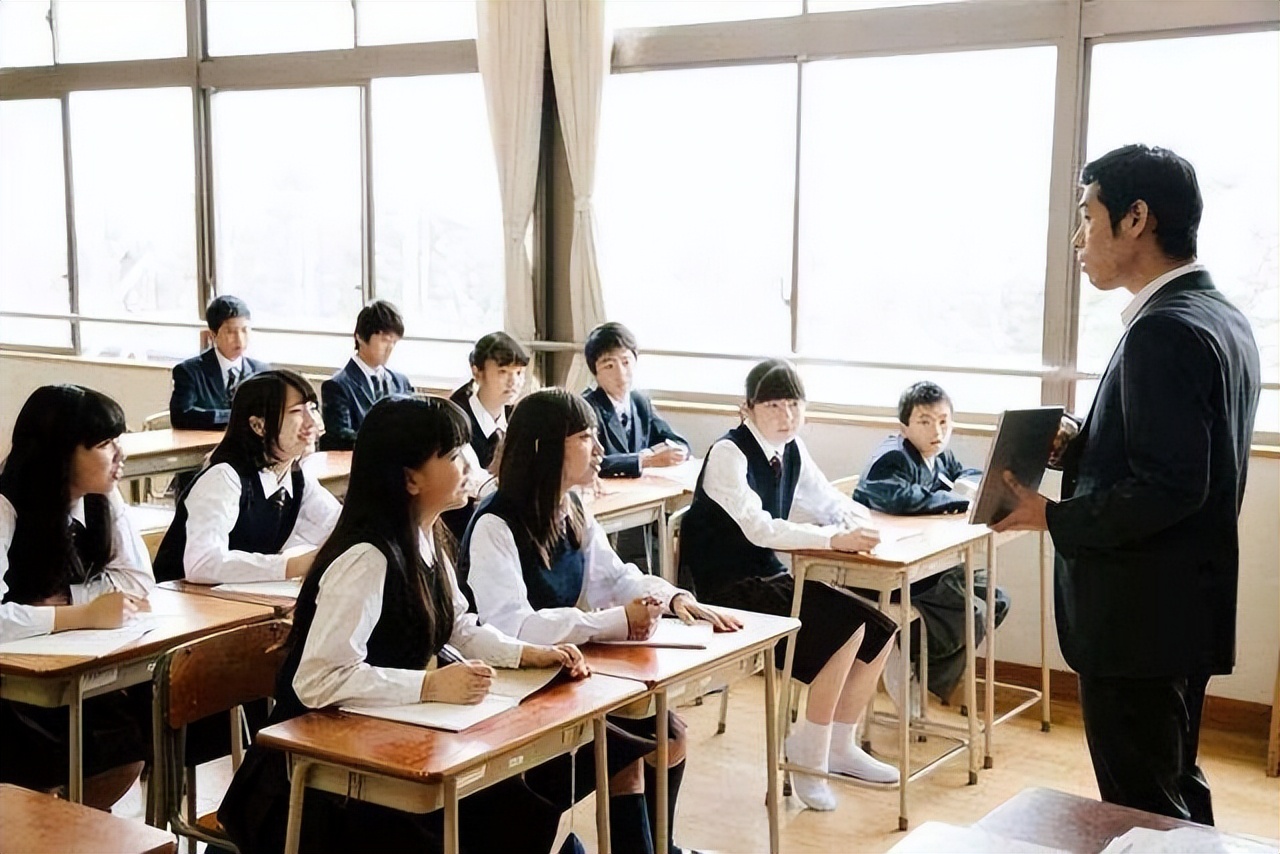 适合文科生学的高薪专业,文科生四大金饭碗专业