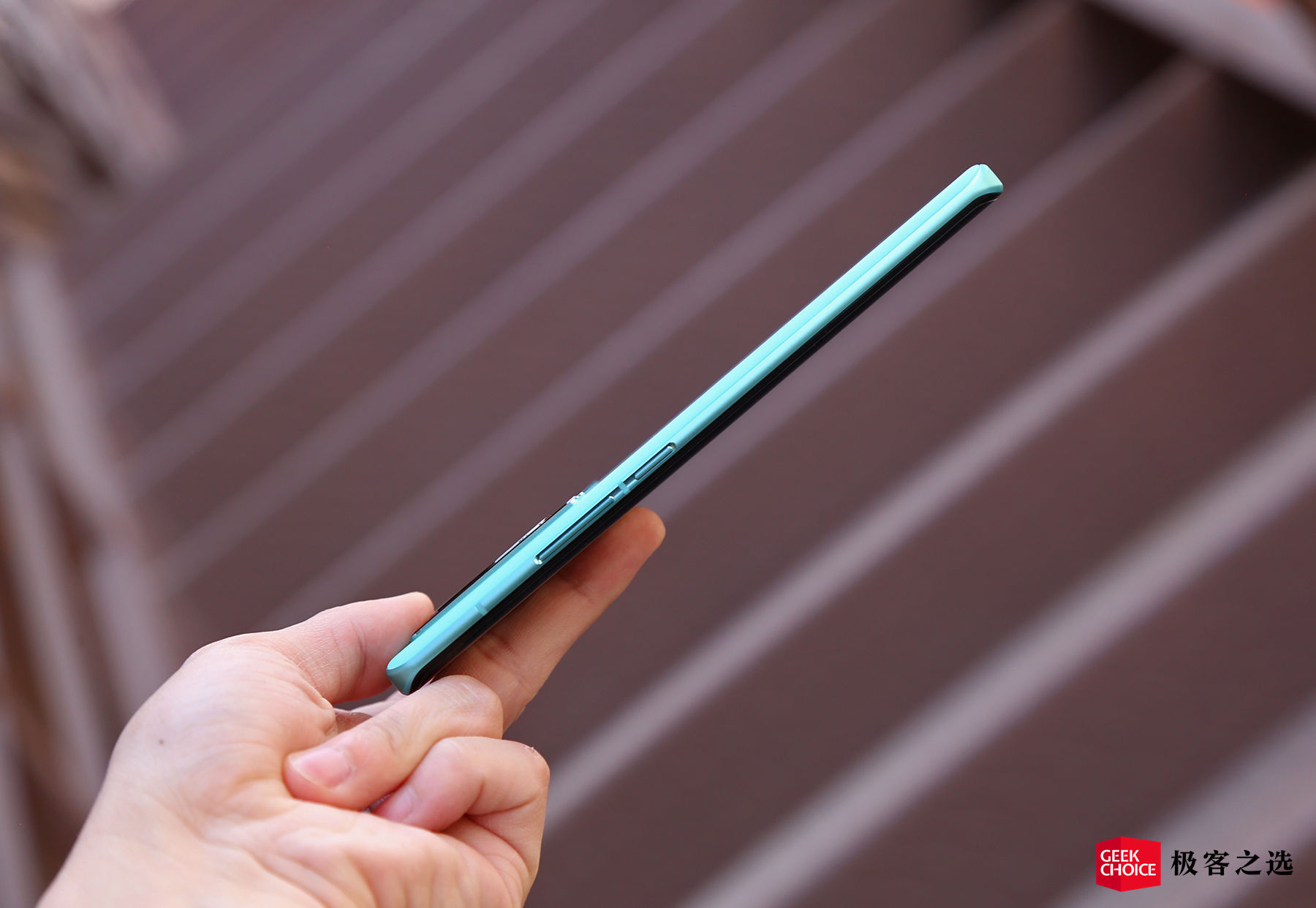 vivox80天玑9000版吃鸡测评,vivox80天玑9000芯片怎么样