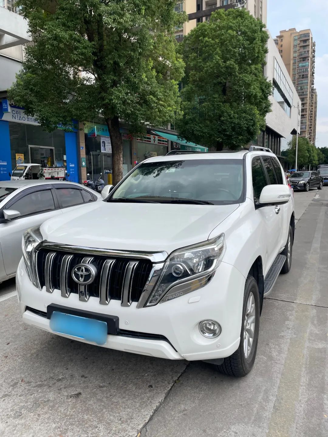 普拉多4.0与2.7驾驶感受,17年普拉多3.5vx真实驾驶感受