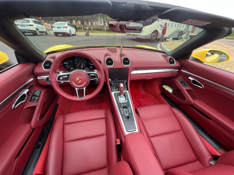 深圳保时捷718租车一天多少钱,厦门市718租车价格