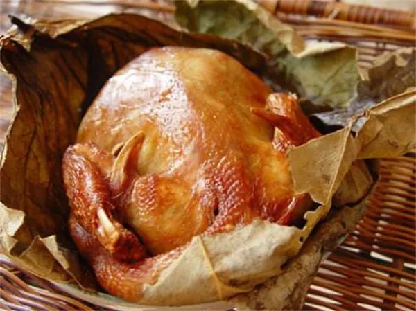 公鸡母鸡恩爱逛街,公鸡母鸡恩爱视频绿幕素材