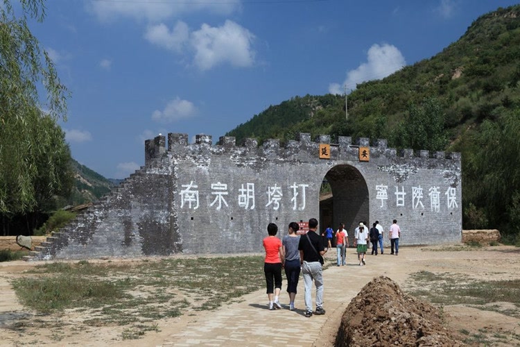 延安景点游玩最佳线路推荐一下,延安旅游必去景点推荐路线