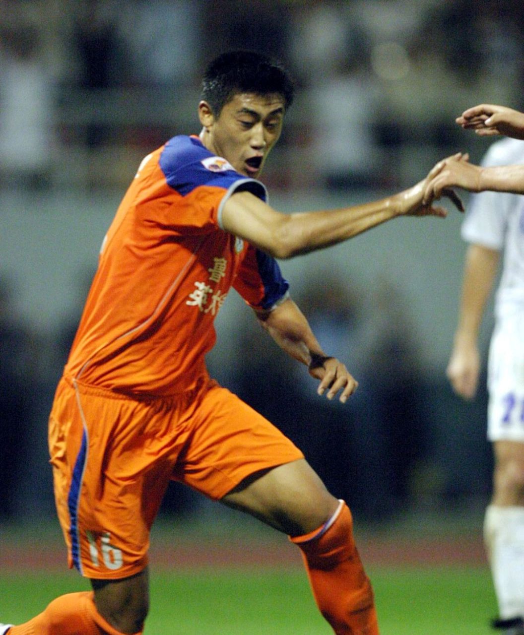 齐鲁雄师：盘点山东足球历史最佳11人，身材高大，头球优势明显