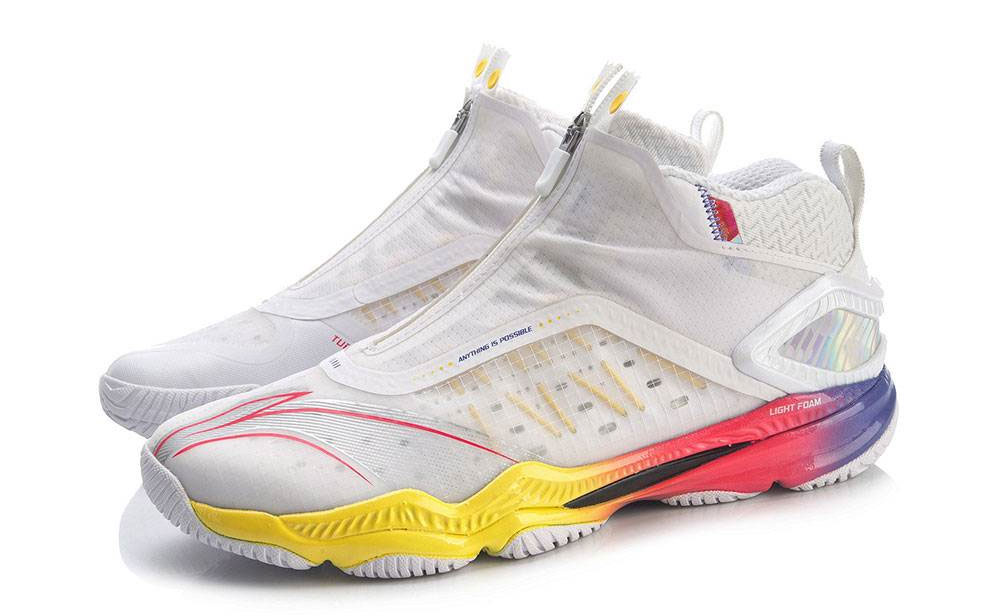 过年了买件衣服犒劳一下自己,羽毛球装备购买指南