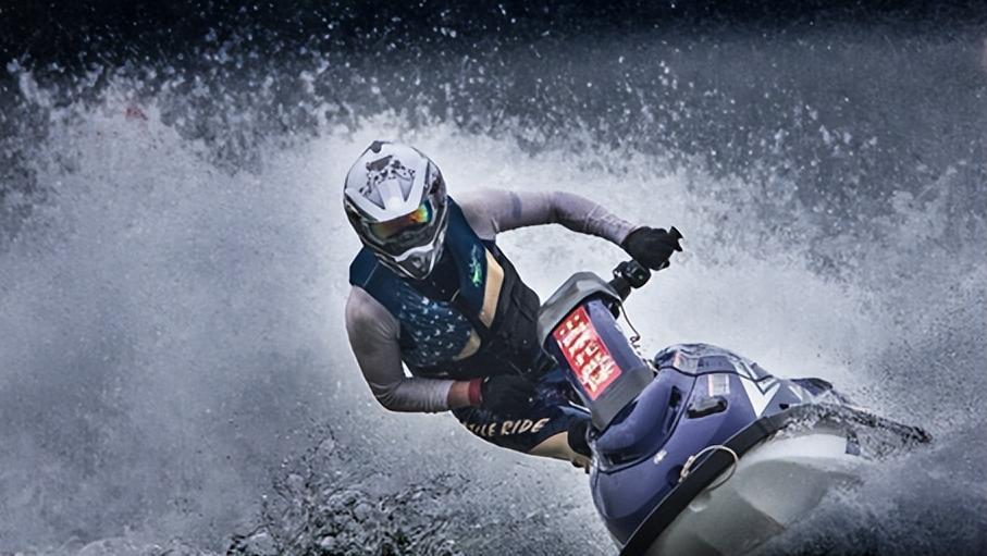 风靡全球的水上休闲运动（七）摩托艇运动